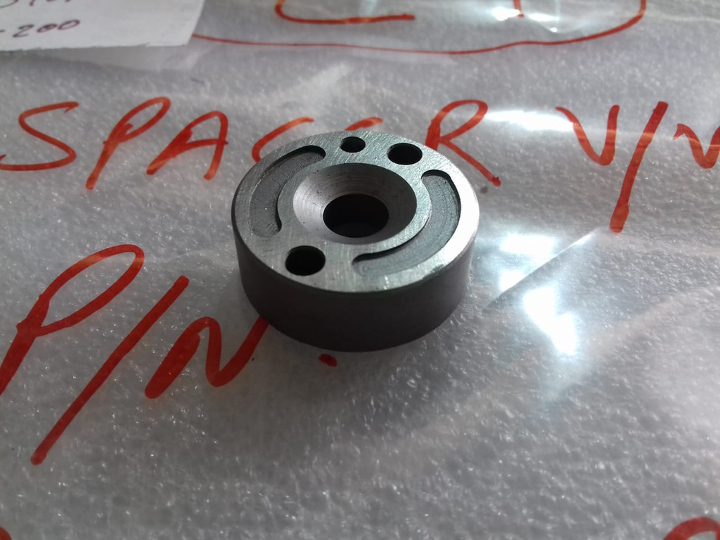 YANMAR SPACER VALVE STOP M200